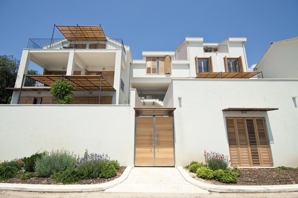 Eol Apartments Viganj Esterno foto