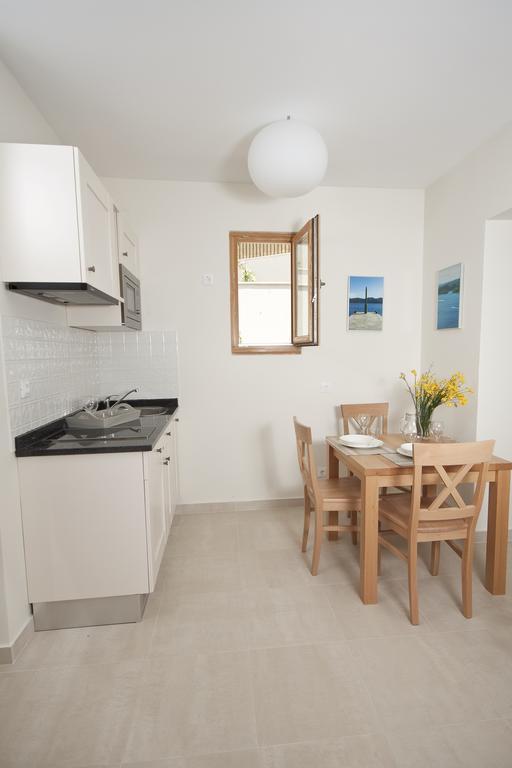 Eol Apartments Viganj Esterno foto